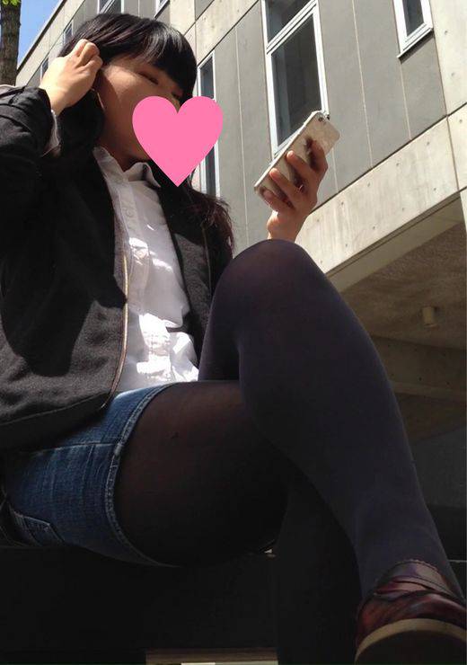可愛い顔とむっちり黒タイツJD サンプル画像3