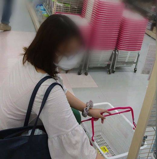 再販 透けブラ 視姦 二名セット　サンプル画像3