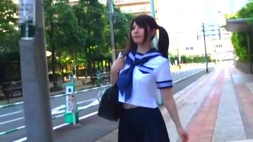 【FHD】街中パンモロ１３　サンプル画像1