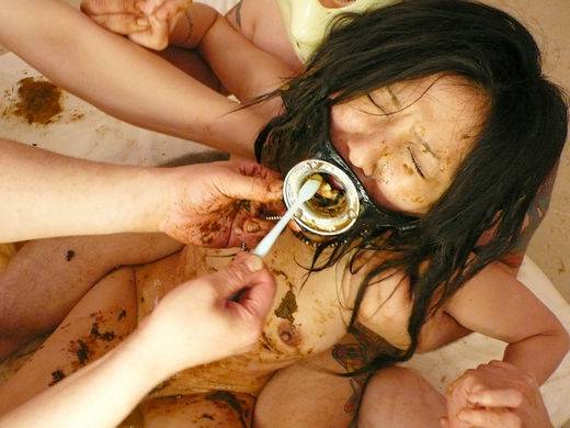 【スカトロ】子持ち人妻の浣腸地獄　サンプル画像2