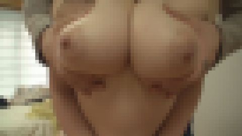 夏休み企画　お得な3点セット　上半期BEST１～３　Ｈカップ素人娘の乳を激揉み　サンプル画像1