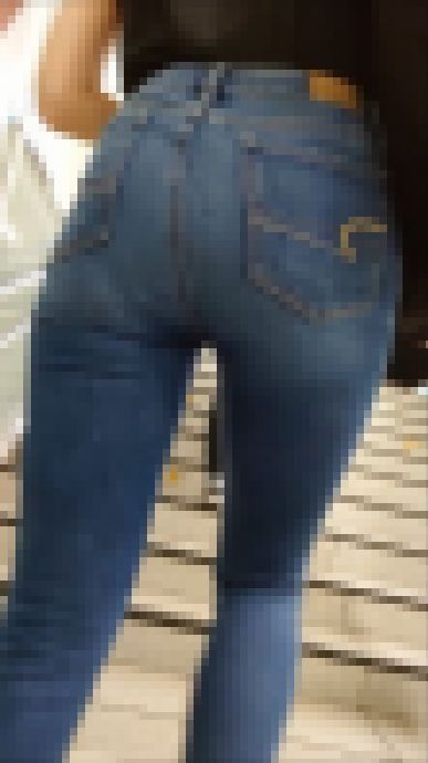 【極上尻】締まり最高の２０代OLスキニージーンズヒップ3　サンプル画像2