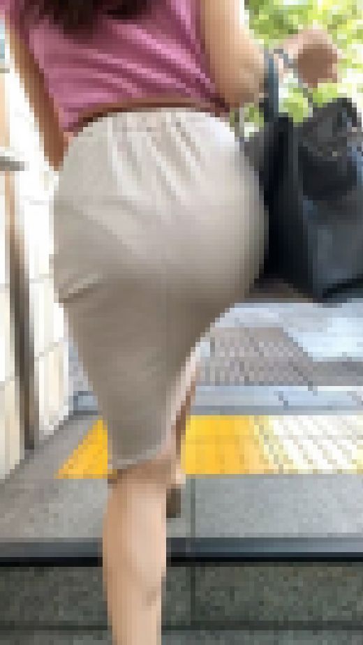 《理想的なOLスタイル》 No.1296【パンティーも透けちゃってるこの姿に興奮しないわけがない】 サンプル画像3