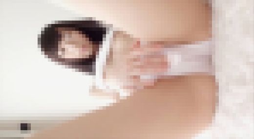 【自画撮りオナニー】個人撮影♥推定19歳♥普段は保育系短大生さん♥可愛すぎるHなたまらないオ　サンプル画像1