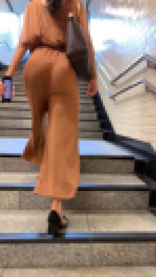 《マ・ジ・で！？》 No.1406【間近で拝みたい！超美しい女のエロいお尻】　サンプル画像1