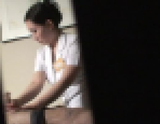 欲求不満の熟女マッサージ嬢！File.1　サンプル画像2