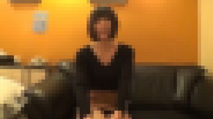 スレンダー巨乳の23歳アパレル店員が歳が離れている彼氏とは違う激しいエッチに悶絶 サンプル画像1