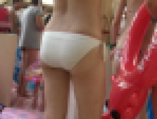 R【4K高画質】人妻さんのビキニ　19　サンプル画像2