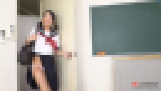 永野楓果 FHD動画 パンツが見えちゃっているのを教えてあげたら放課後、思い通りのドキドキ展開に!挑発パンチラ サンプル画像1