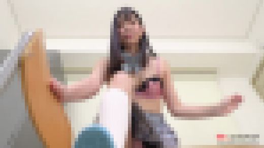 西倉まより 4K動画 太ももとお尻がプルプル♪揺れる!踏み台運動 サンプル画像2