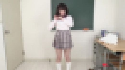 四葉さな 4K動画 ノリノリだった同級生がとっても恥ずかしい姿に・・・。野球拳　サンプル画像1