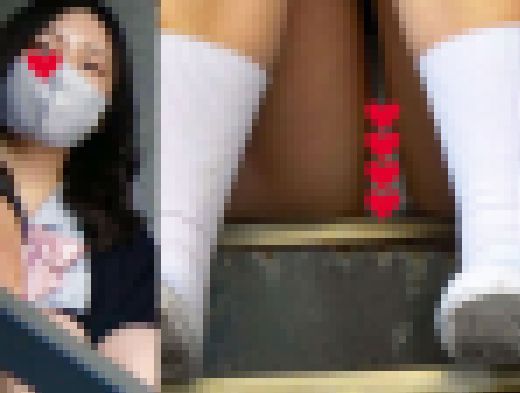 《こんな制服女子のパンチラ待ってた！》可愛い顔してパンツに鬼シミ！エグいギャップ萌＃002　サンプル画像1