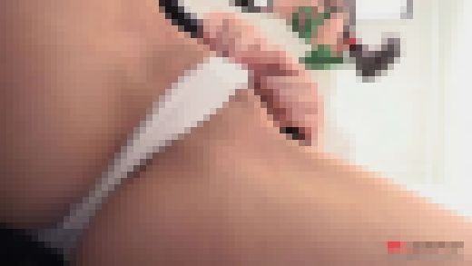 皆月ひかる 運動をしていたらカメラを発見!パンツを見せていたずら!逆さ自撮り サンプル画像3