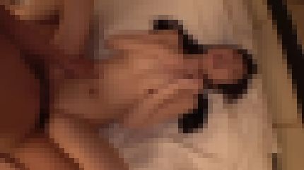 清楚系の26歳家庭教師が初ハメ撮りで激しく突かれて何度も絶頂 サンプル画像3