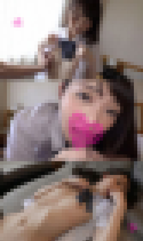 【個撮】 #9 モデル体型貧乳美少女 初ハメ撮りでガチ緊張しつつもマンコびちょ濡れ　サンプル画像2