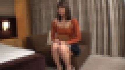 スレンダー美巨乳の22歳飲食店店員が海外旅行の資金稼ぎのために撮影に応募して何度も絶頂 サンプル画像1