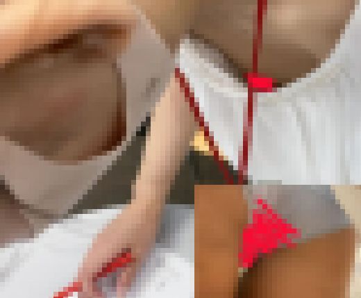 【親子で参加OK！子供学習教室で大胆胸チラ・パンチラ先生】002　サンプル画像1