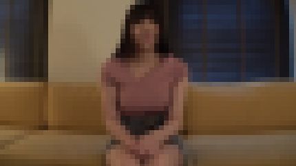 経験少ない18歳女子大生が初ハメ撮りでGカップを揉みしだかれて激しく突かれる サンプル画像1