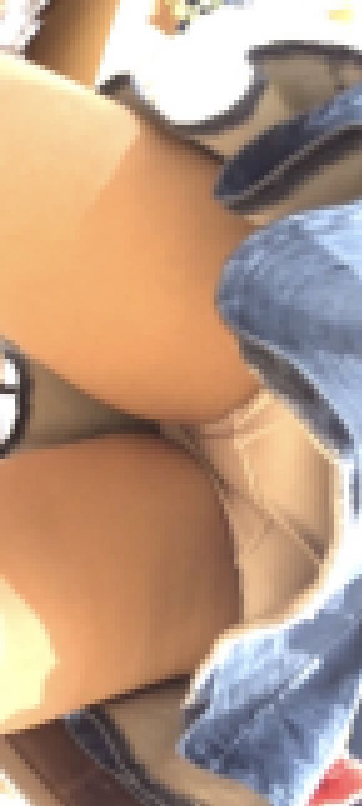 【デカ尻のエロスカート】デカケツのぷりっぷりのエロいスカートがイヤらしい。スカートをカッターで切って着衣で女に挿入【592】　サンプル画像2