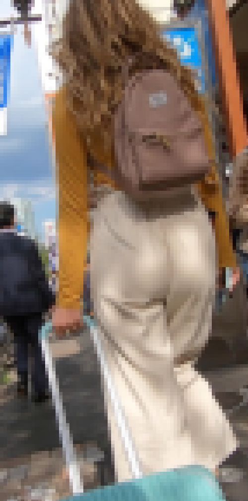 尻肉ぶりんぶりんのブロンズギャル　サンプル画像2