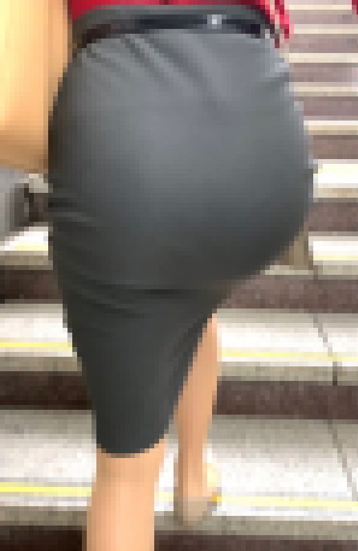 【むっちりエロデカ尻】キャリアウーマンのムッチリお尻を見せびらかすドエロいエロ尻！肉尻にギンギンチ〇ポをぶち込む【599】　サンプル画像2