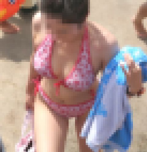 プールサイドのお嬢さん　サンプル画像1
