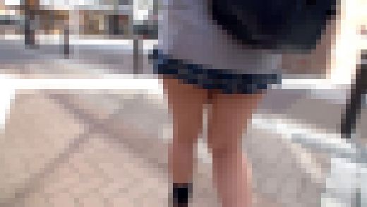 【手マン嬉ション娘】気になる男子とのＳＥＸをパパに撮影してもらう変態Ｊ〇　サンプル画像1