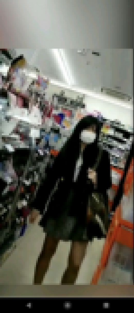 【ハミ毛】神ギャルと質の高めな女子2名　サンプル画像1