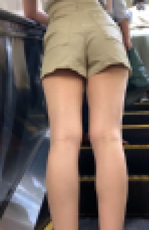【ムチムチのエロいデカケツ】ショートパンツを履いた韓国アイドル系ムチムチスレンダーエロ肉尻を公開【617】　サンプル画像2