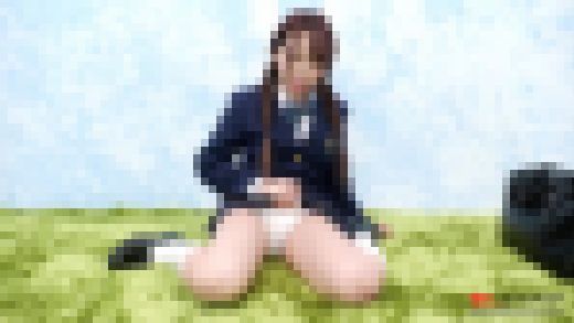 咲乃にいな 4K動画 こんなところで見せるの?恥ずかしがりながらスカート捲り編 サンプル画像2