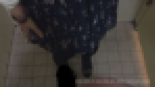 NOと言えない系女子【生々しいガチ映像】公衆デート　本物、個人撮影、ドキュメント☆彡青い炭酸　サンプル画像1