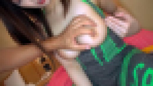 アソコに直穿きスポウェア女子　エクササイズで発情してもうパンツに染みちゃってるドスケベ女子たち！ その1　サンプル画像1