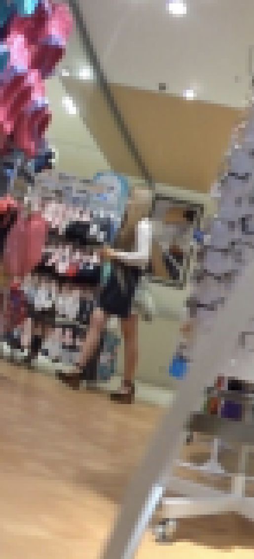 #76◇Full HD金髪店員パンチラ②nd◇ サンプル画像1