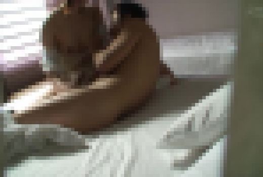 人妻マッサージ嬢は拒みきれないほど欲求不満！File.2　サンプル画像1