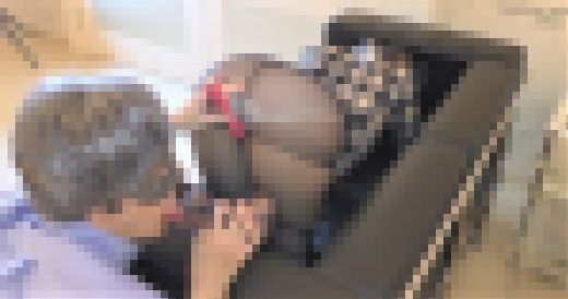 【初登場☆元地下アイドル】【黒ストむっちり脚】【超接写!爪先舐め】【足コキ射】パンスト美女の足指を舐めつくす【さやか20才前編】 サンプル画像2