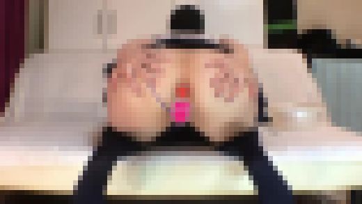 玉＆玉ッ！？♡玉パン＆玉！！♡制服♡デカ尻♡ケツ穴スーパーボール♡　サンプル画像1