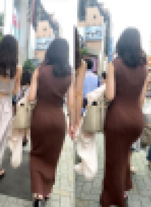 【ニットワンピ】細ウエストから良いお尻へライン素晴らしいお姉さん　サンプル画像1