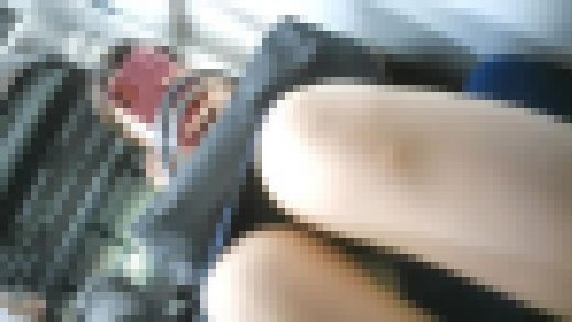 【接写11】美脚おねえさん サンプル画像3