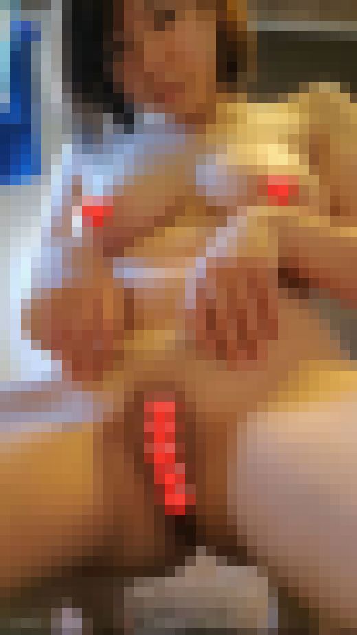 完全処女！まきちゃん全裸ヨガ・パンチラ・脇舐めオナニー・体のすみずみ接写　サンプル画像1