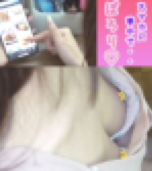 【超かわいい！！高級クラブの出勤前】【吸い出したいぷっくり乳首&ローアングル純白パンティー】　サンプル画像1