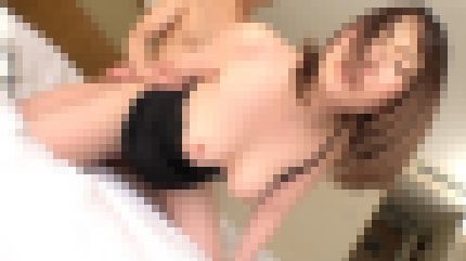Gカップの22歳保育士が緊張しながらも徐々に感じていき巨乳を揺らして喘ぐ サンプル画像3