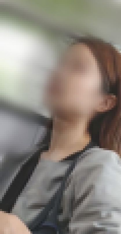 お姉さん・写真　サンプル画像1