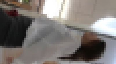 【再販】美人OⅬのピチピチ尻に密着接近！　サンプル画像2