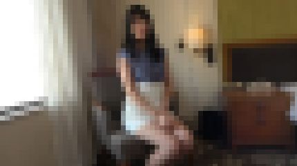 スレンダー美乳の22歳受付嬢が快感に清楚な顔を歪ませて喘ぎまくる　サンプル画像1