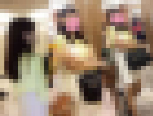 新フルHD高画質パンチラ逆さ撮り267　女子アナ系JDちゃん　行列につき、ゼロ距離パンチラ撮られまくり！　サンプル画像1