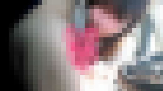 真面目そうな娘なのに!?ノーハンドで吸いつくフェラ!【車内個撮】 サンプル画像2