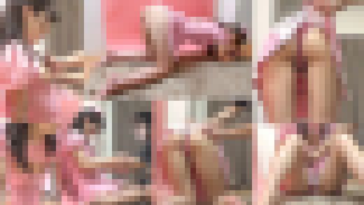 素人パンチラ in 自宅で個人撮影会 vol.122 ふりふりナースコスチューム☆ガチ看護学生かなめちゃん「普段から衛生面には気　サンプル画像3