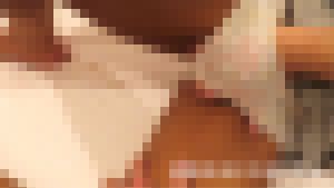 おじさんがスレンダーな素人女子と少しだけ手マン遊びをさせてもらいました。4K動画　サンプル画像2