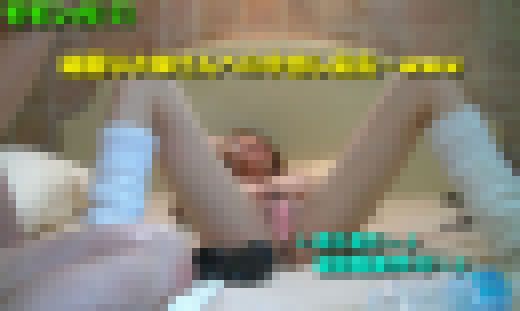 綺麗なお姉さんが全裸にルーズソックスだけの姿で多量中出しを決められ膣口から逆流精液垂れ流し♪　サンプル画像3