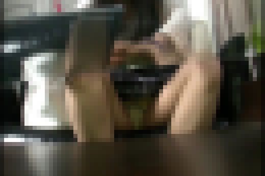 【まとめ売り】面接で盗撮パンチラ6人分vol.1【机の下から下半身を隠し撮り】　サンプル画像1